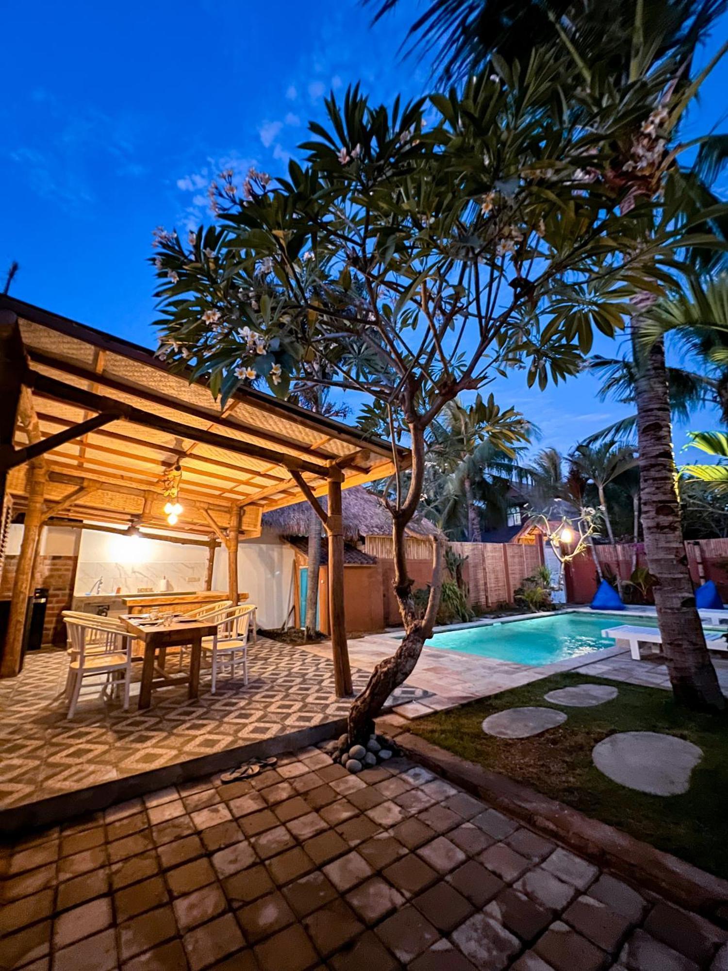 Coconut Dream Villas ギリ・トラワンガン エクステリア 写真