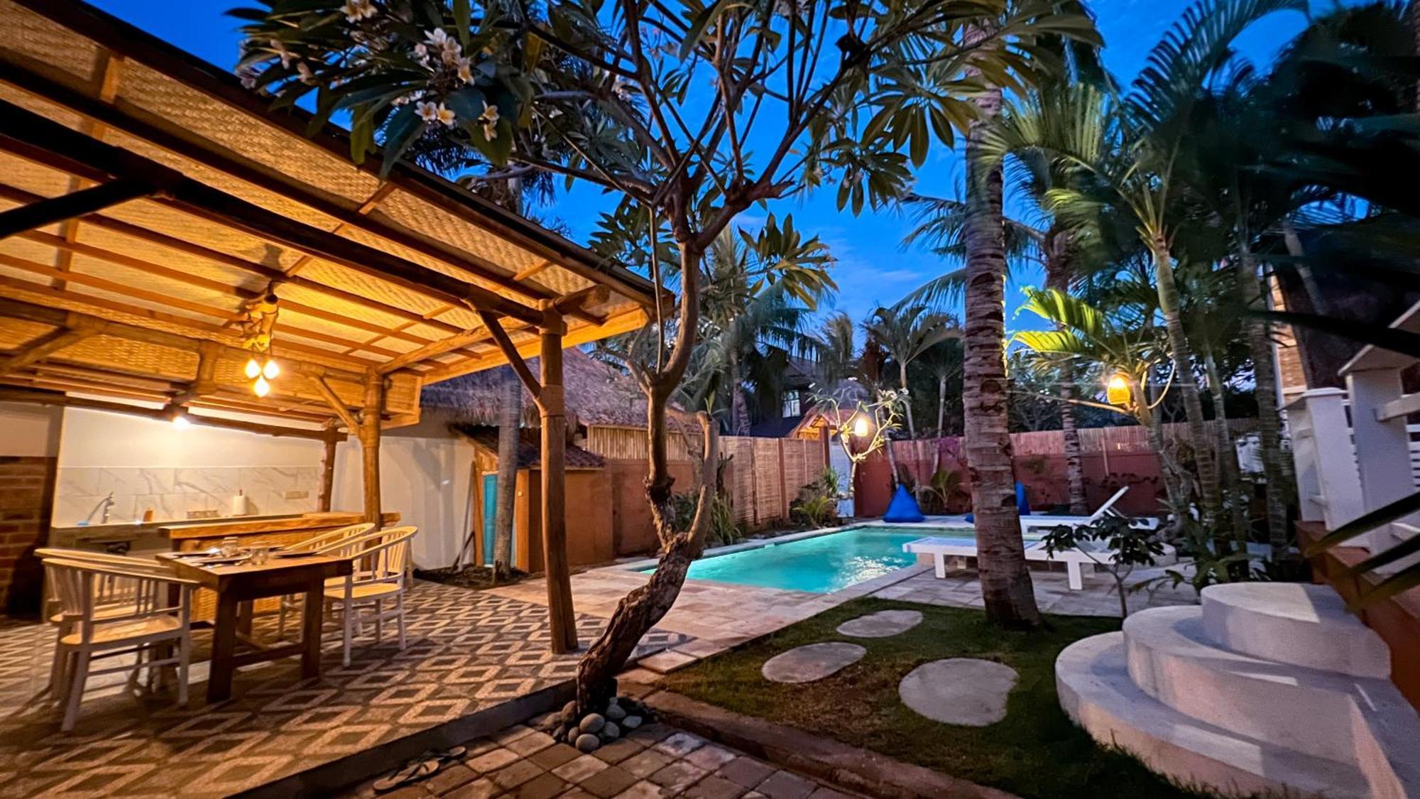 Coconut Dream Villas ギリ・トラワンガン エクステリア 写真