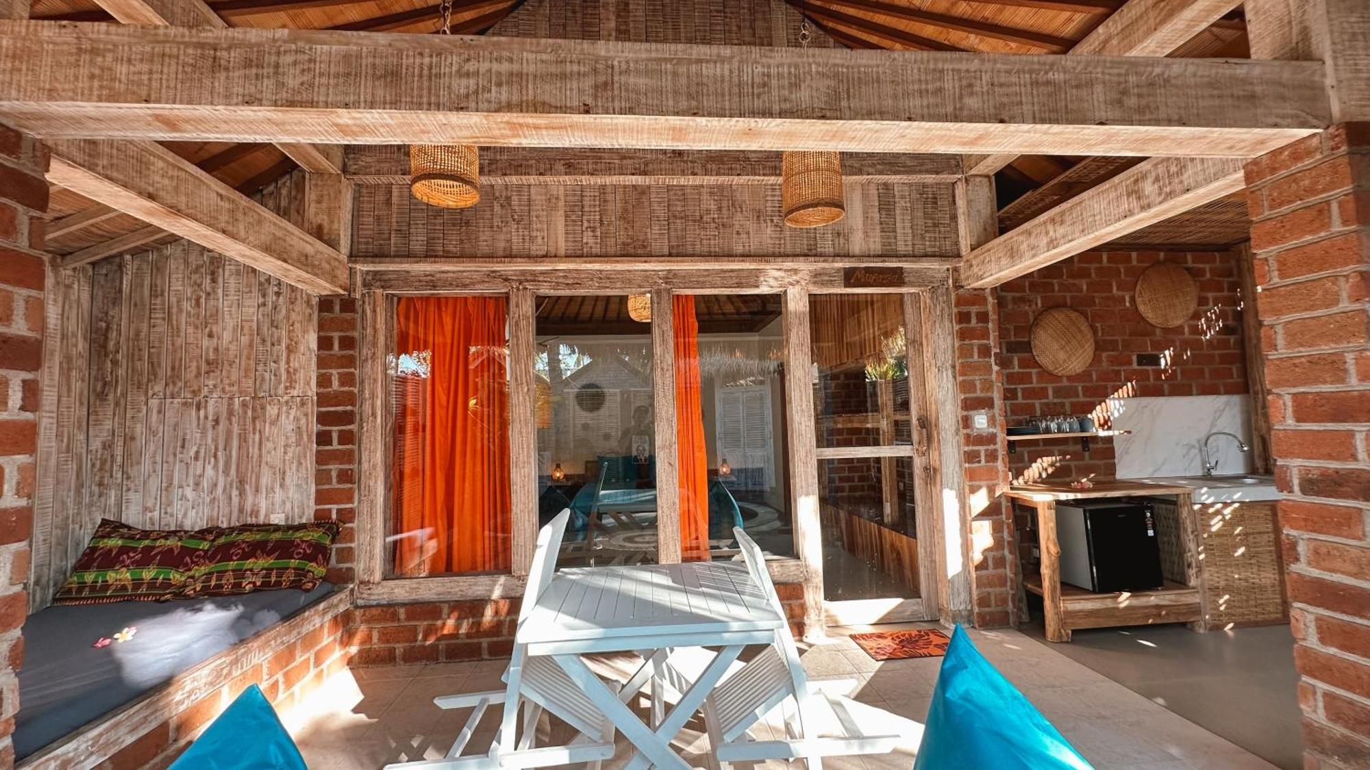 Coconut Dream Villas ギリ・トラワンガン エクステリア 写真